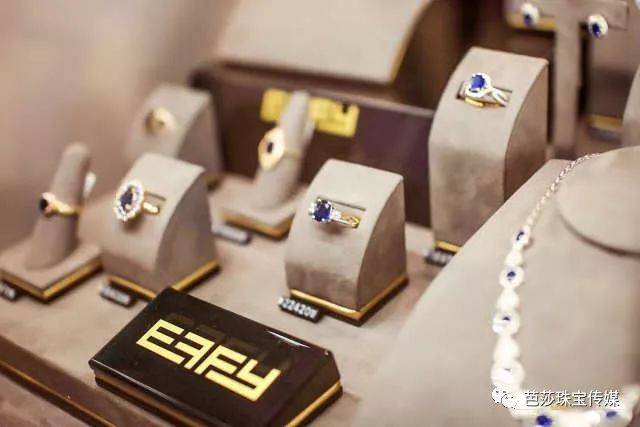 珠寶腕表那些事 | 圣誕剁手季不東奔西跑，一家店網盡世界珠寶！
